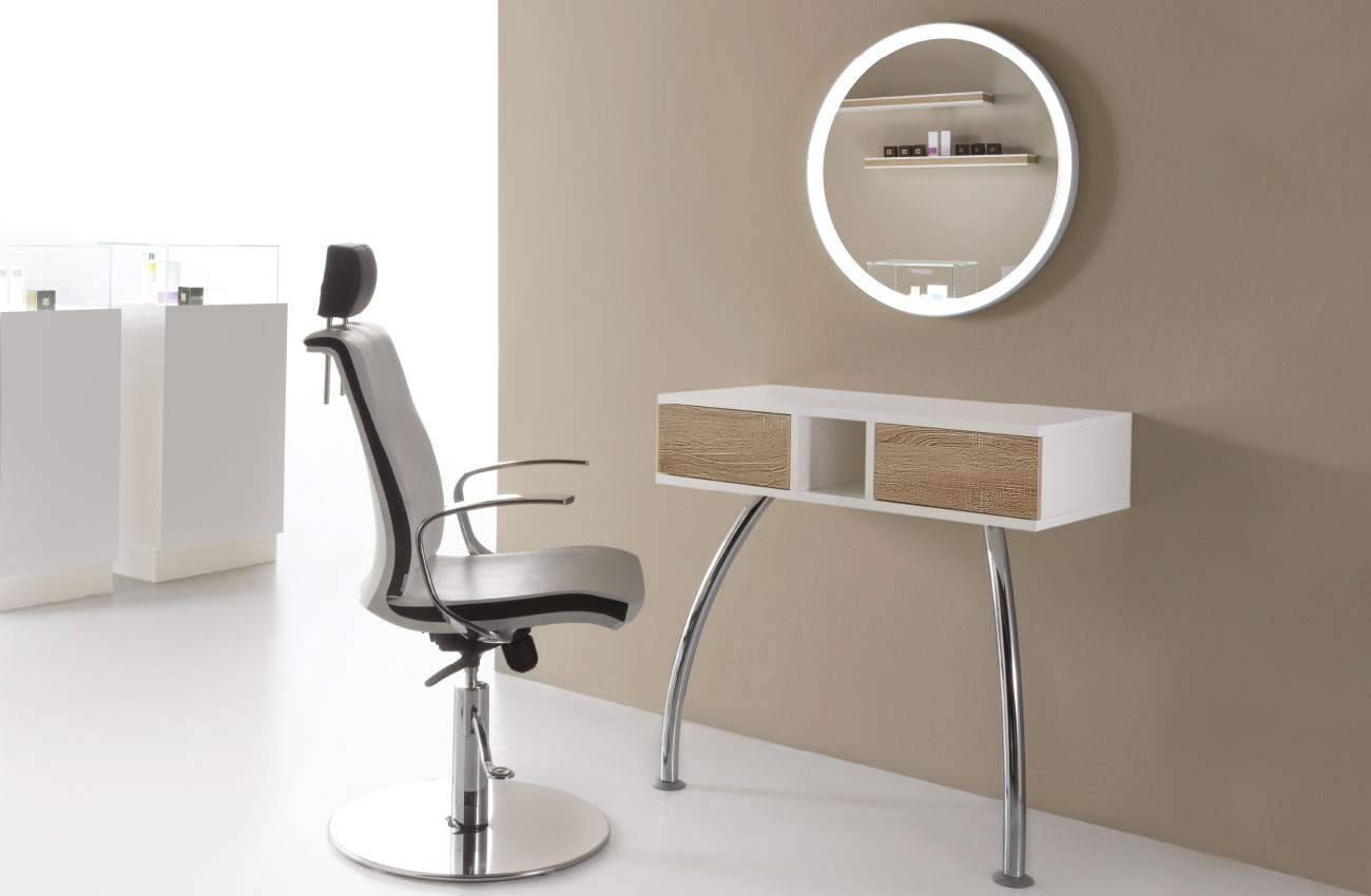 Beauty Corner MAKE UP